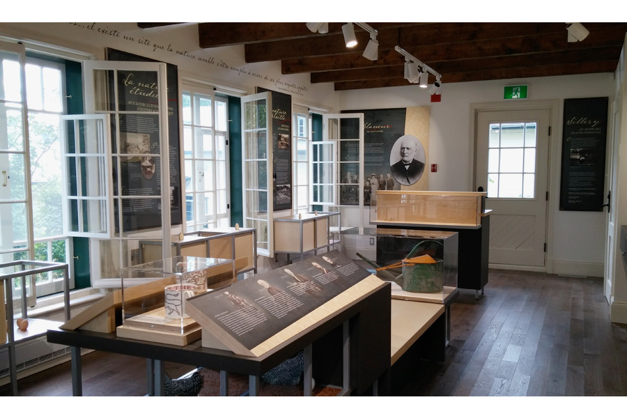 %Quatro Design%Design de présentation