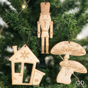 Ornements de bois « Monde magique »