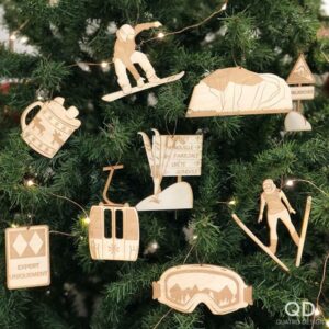 Ornements de bois « Sortie en ski »